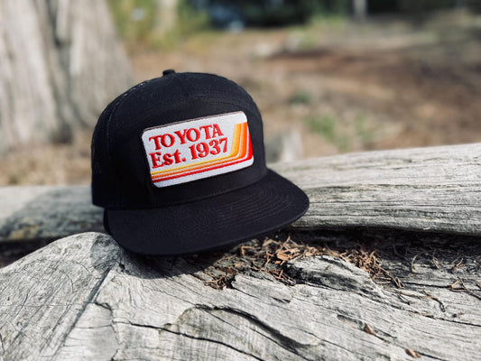 Retro Design and Mountain Hats