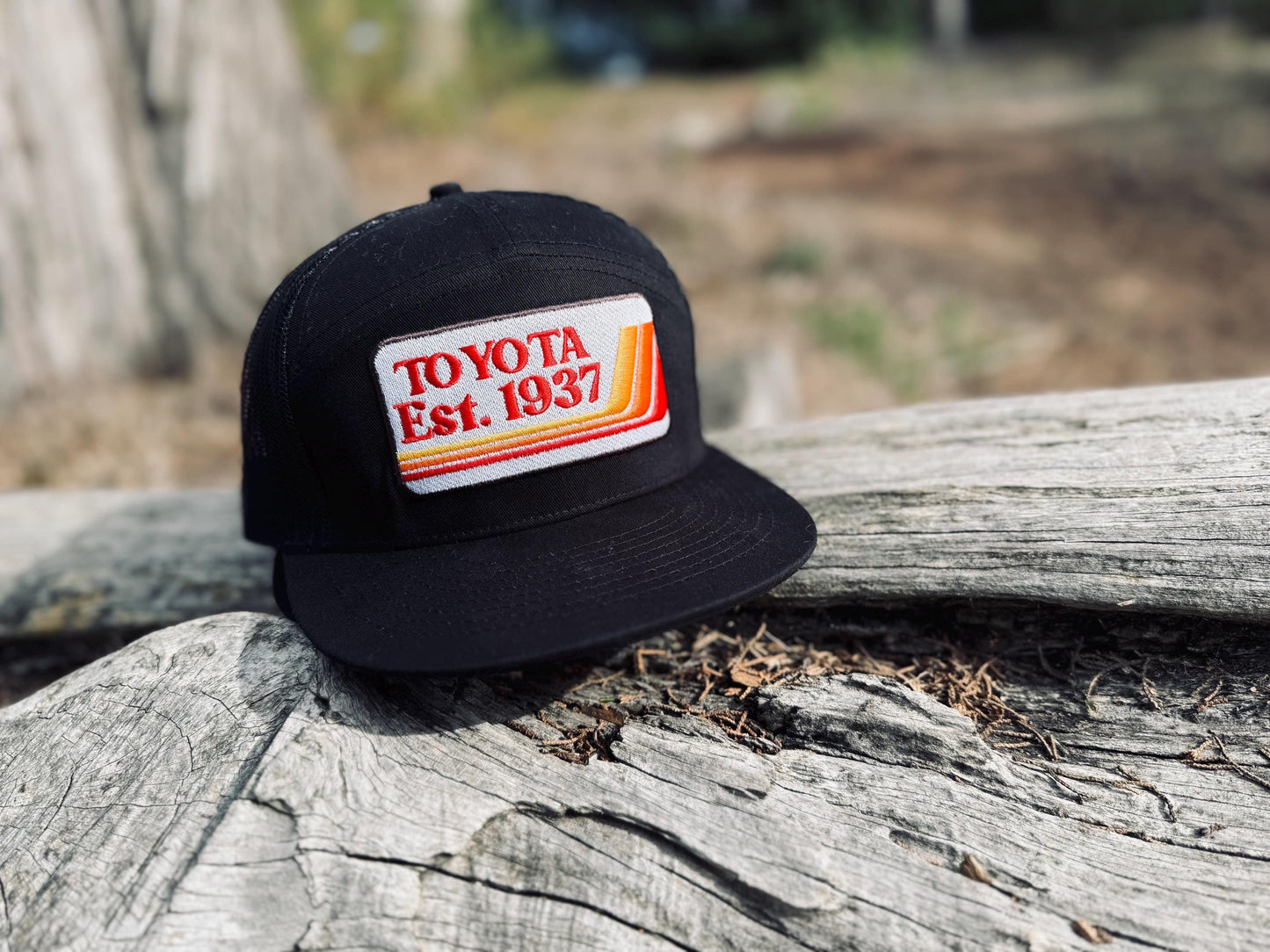 Retro Design and Mountain Hats